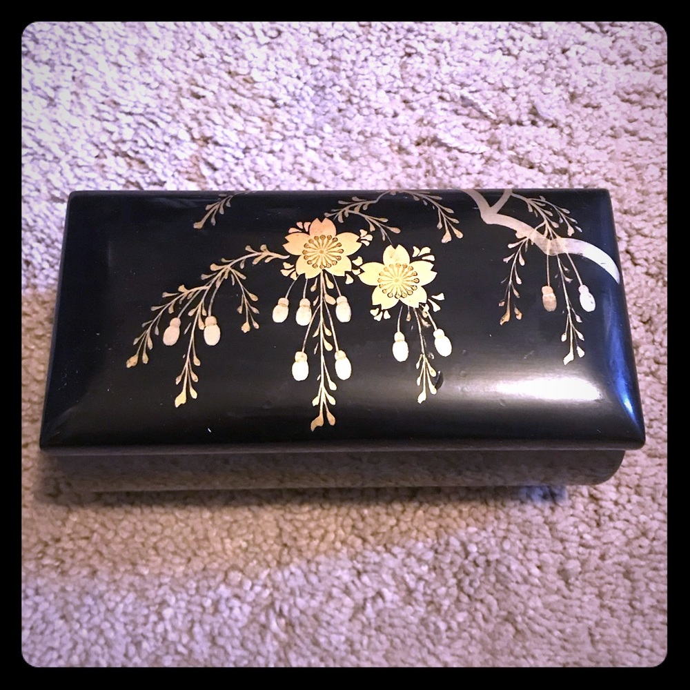 Chinese music box